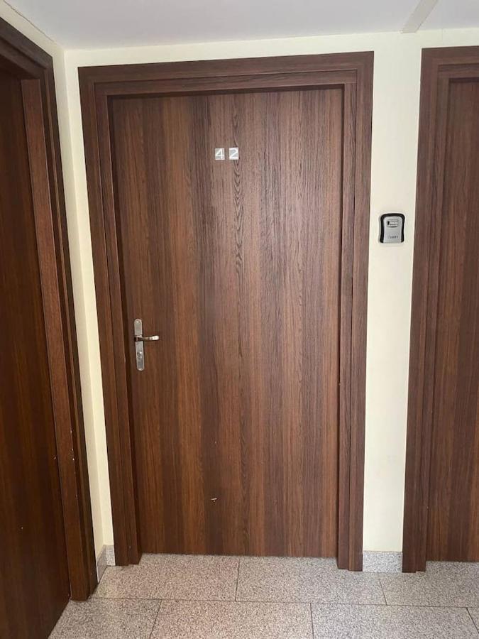 Apartamenty Dobra Noc Przy Wawelu 2 Bedrooms Krakow Bagian luar foto
