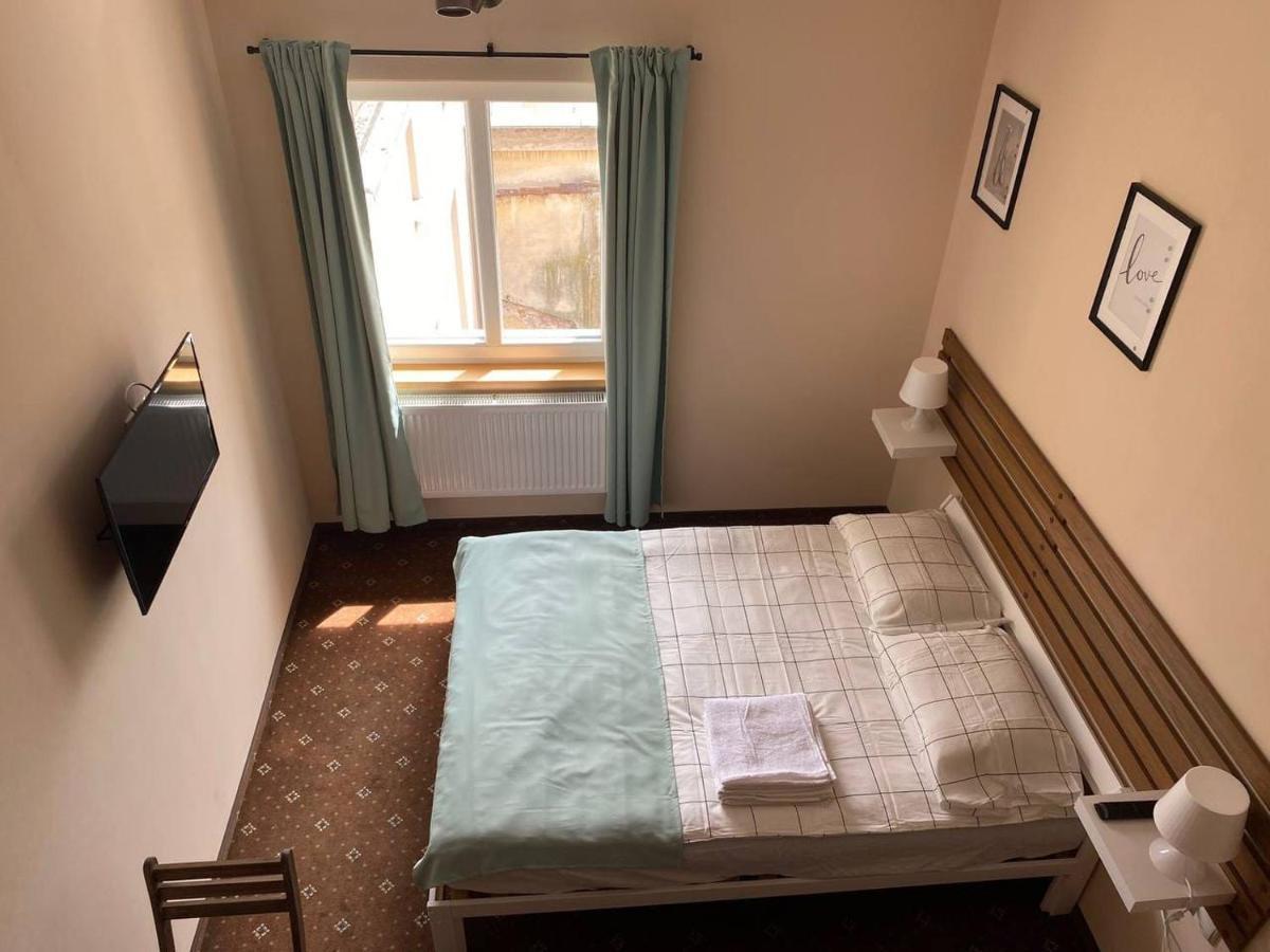 Apartamenty Dobra Noc Przy Wawelu 2 Bedrooms Krakow Bagian luar foto