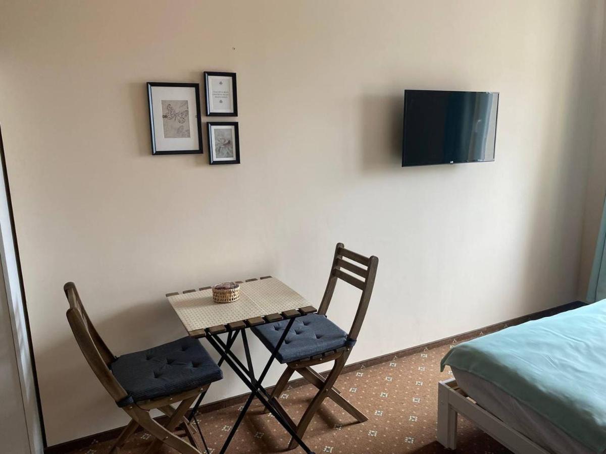 Apartamenty Dobra Noc Przy Wawelu 2 Bedrooms Krakow Bagian luar foto