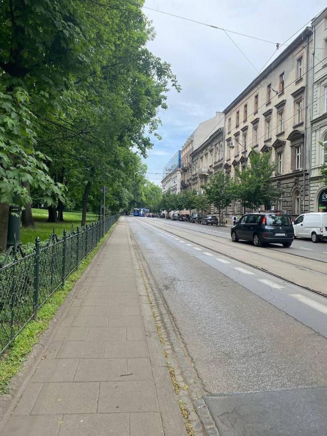 Apartamenty Dobra Noc Przy Wawelu 2 Bedrooms Krakow Bagian luar foto